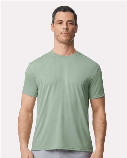 Unisex Performance® T-Shirt - M