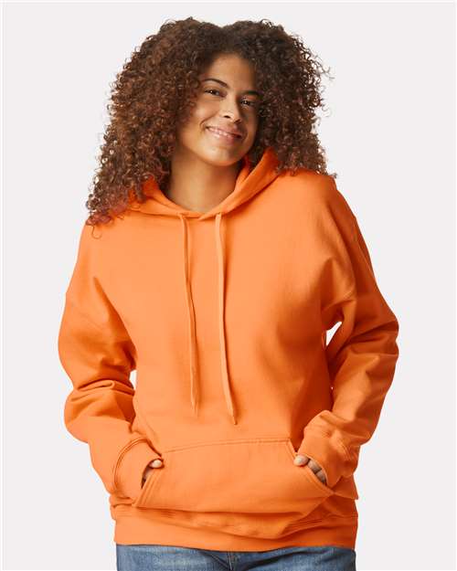 Unisex Softstyle® Midweight Hooded Sweatshirt - M