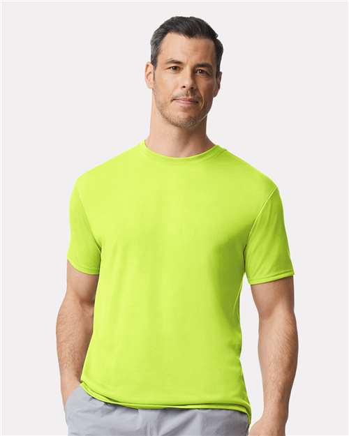 Unisex Performance® T-Shirt - M